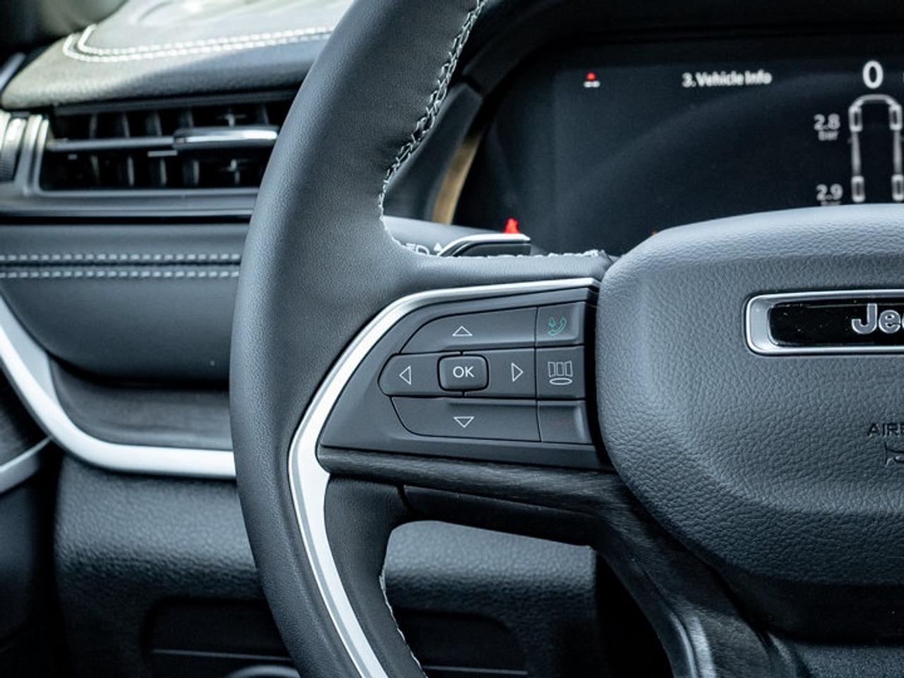 2026 Jeep Grand Cherokee L ALTITUDE Photo