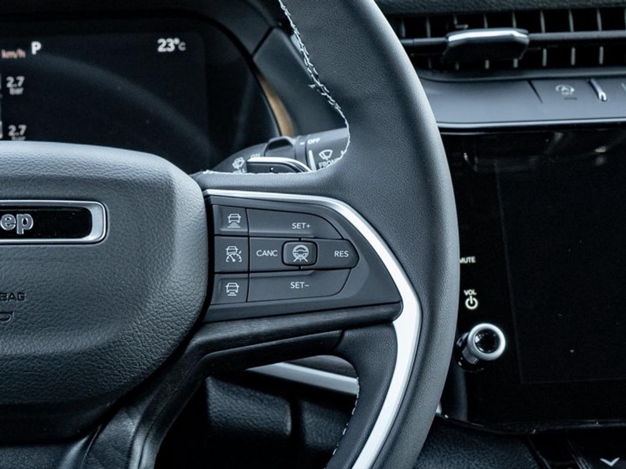 2026 Jeep Grand Cherokee L ALTITUDE Photo