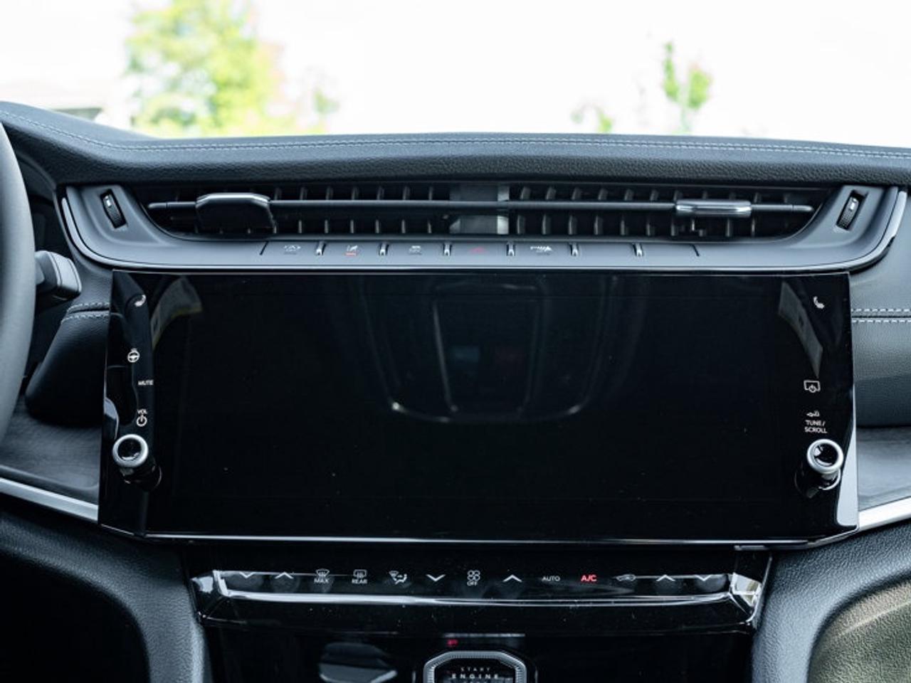 2026 Jeep Grand Cherokee L ALTITUDE Photo