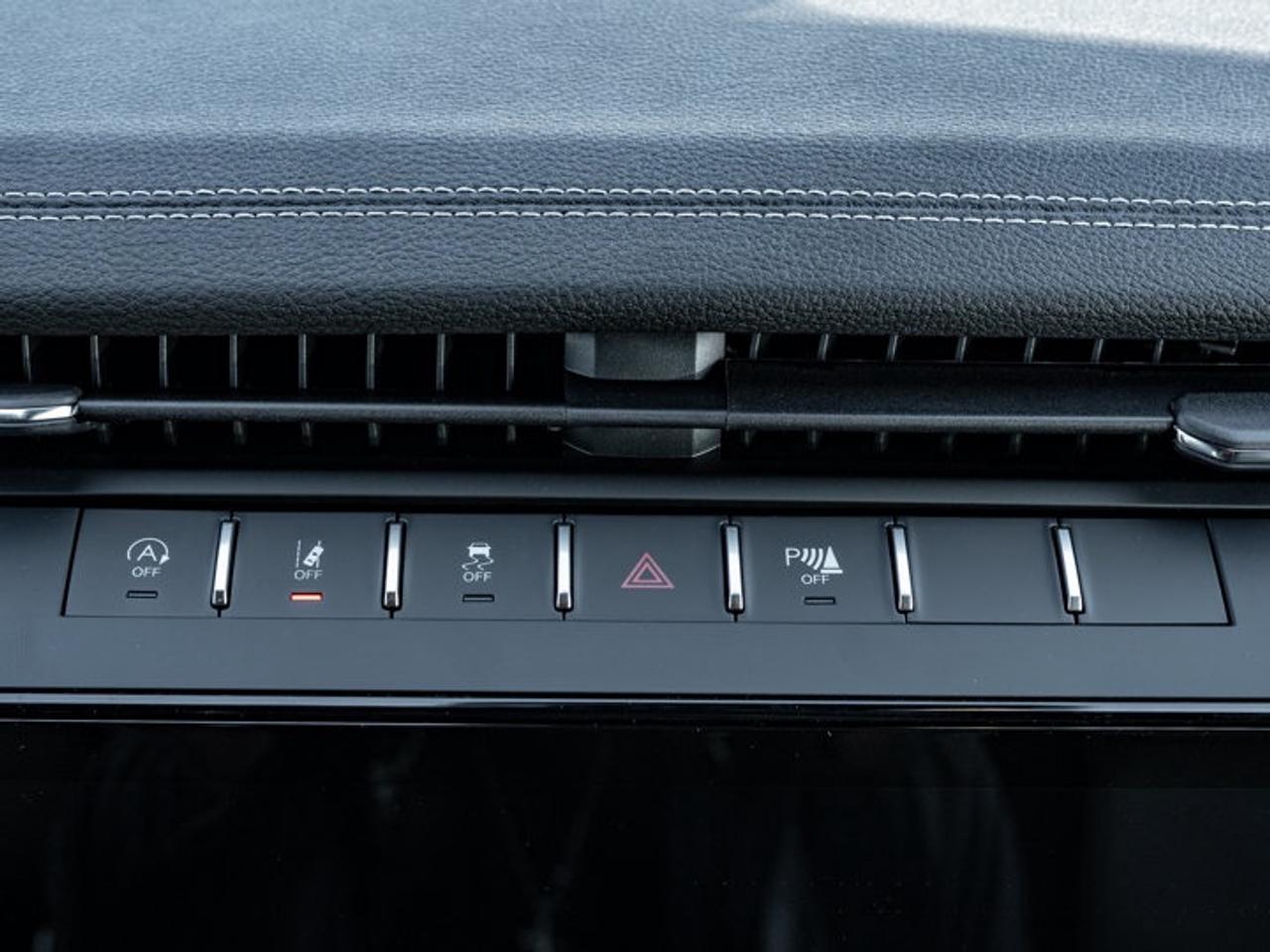 2026 Jeep Grand Cherokee L ALTITUDE Photo