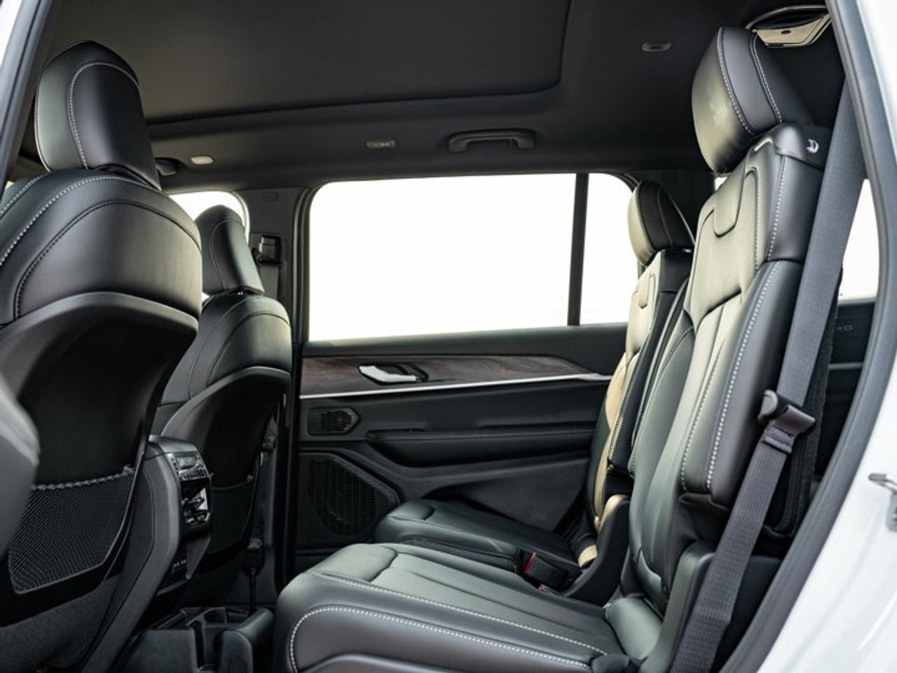 2026 Jeep Grand Cherokee L Limited Photo
