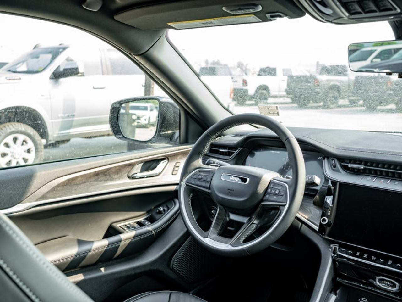 2026 Jeep Grand Cherokee L Limited Photo