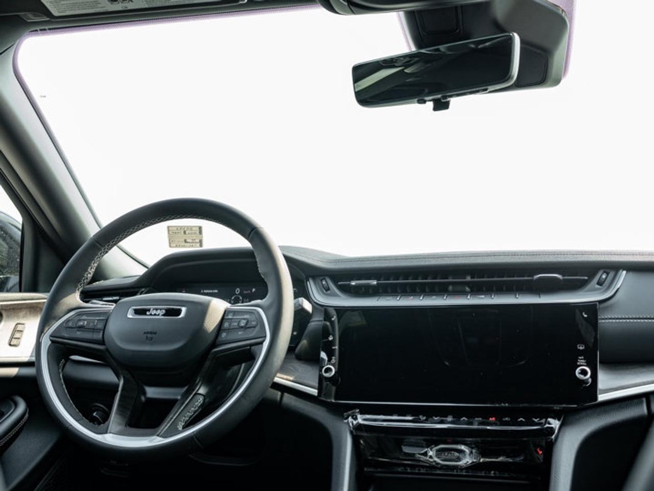 2026 Jeep Grand Cherokee L Limited Photo