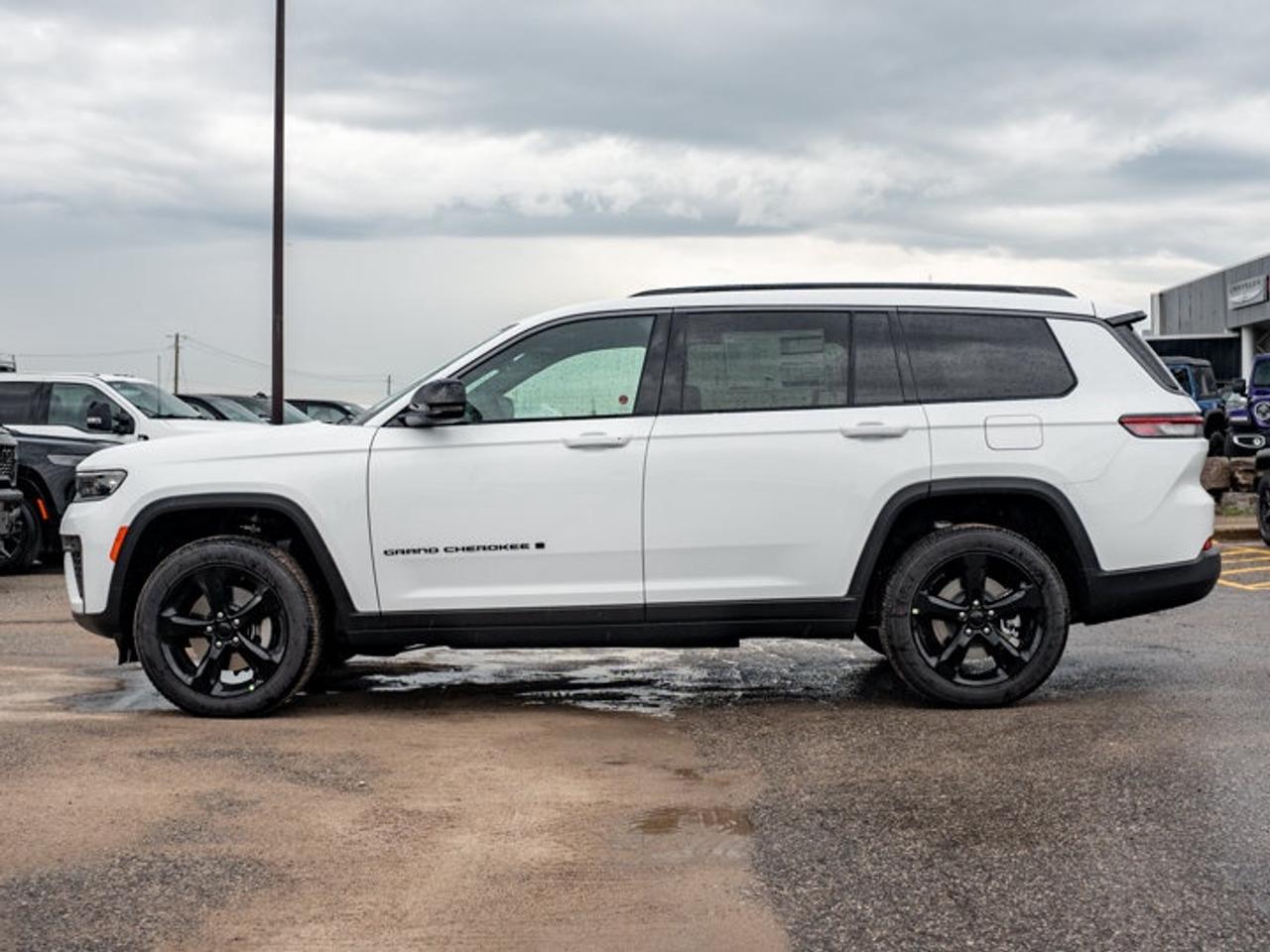 2026 Jeep Grand Cherokee L ALTITUDE Photo
