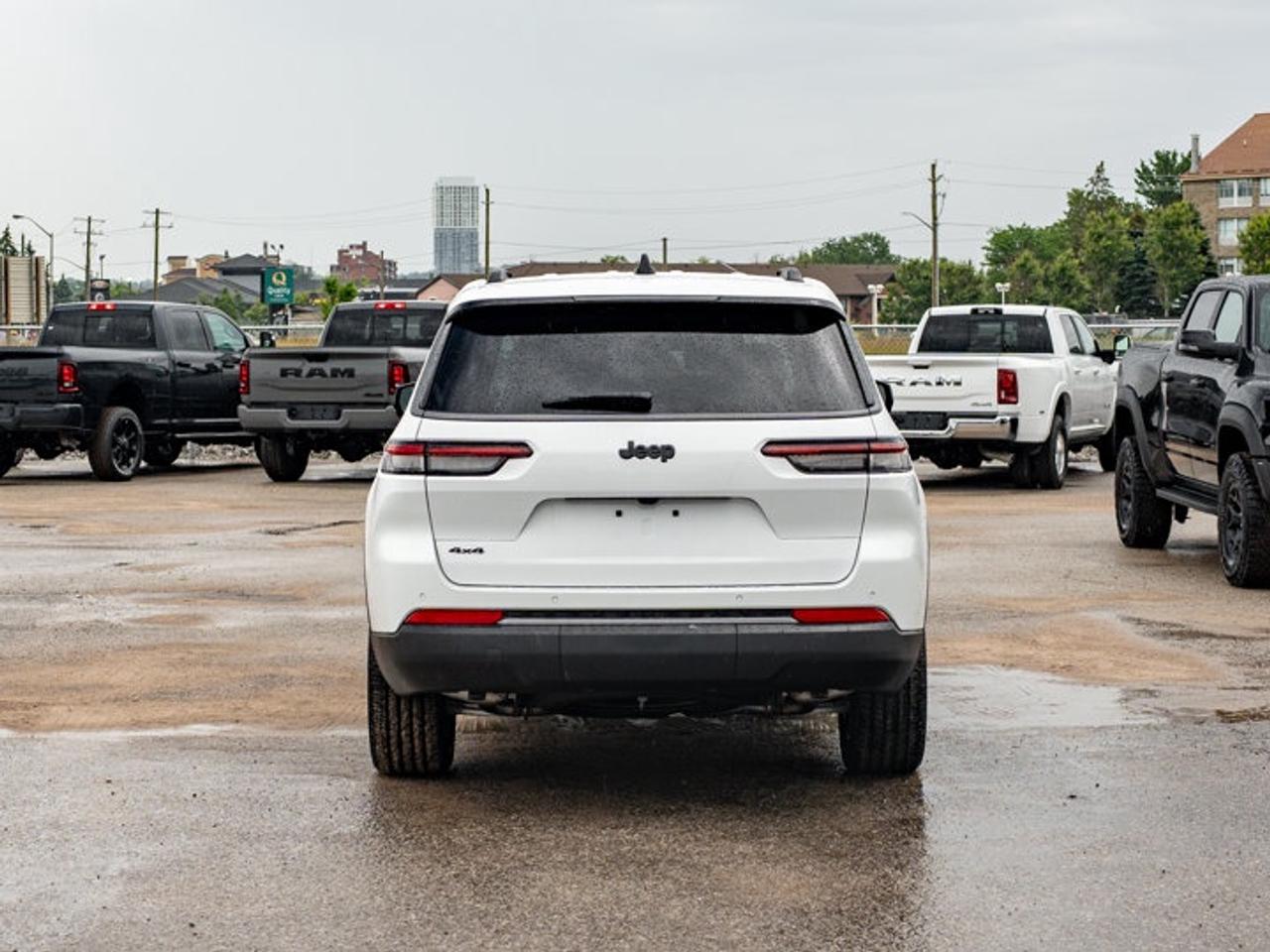 2026 Jeep Grand Cherokee L ALTITUDE Photo