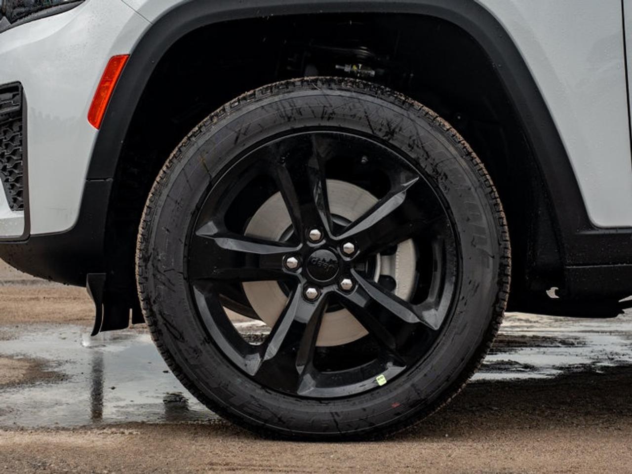2026 Jeep Grand Cherokee L ALTITUDE Photo