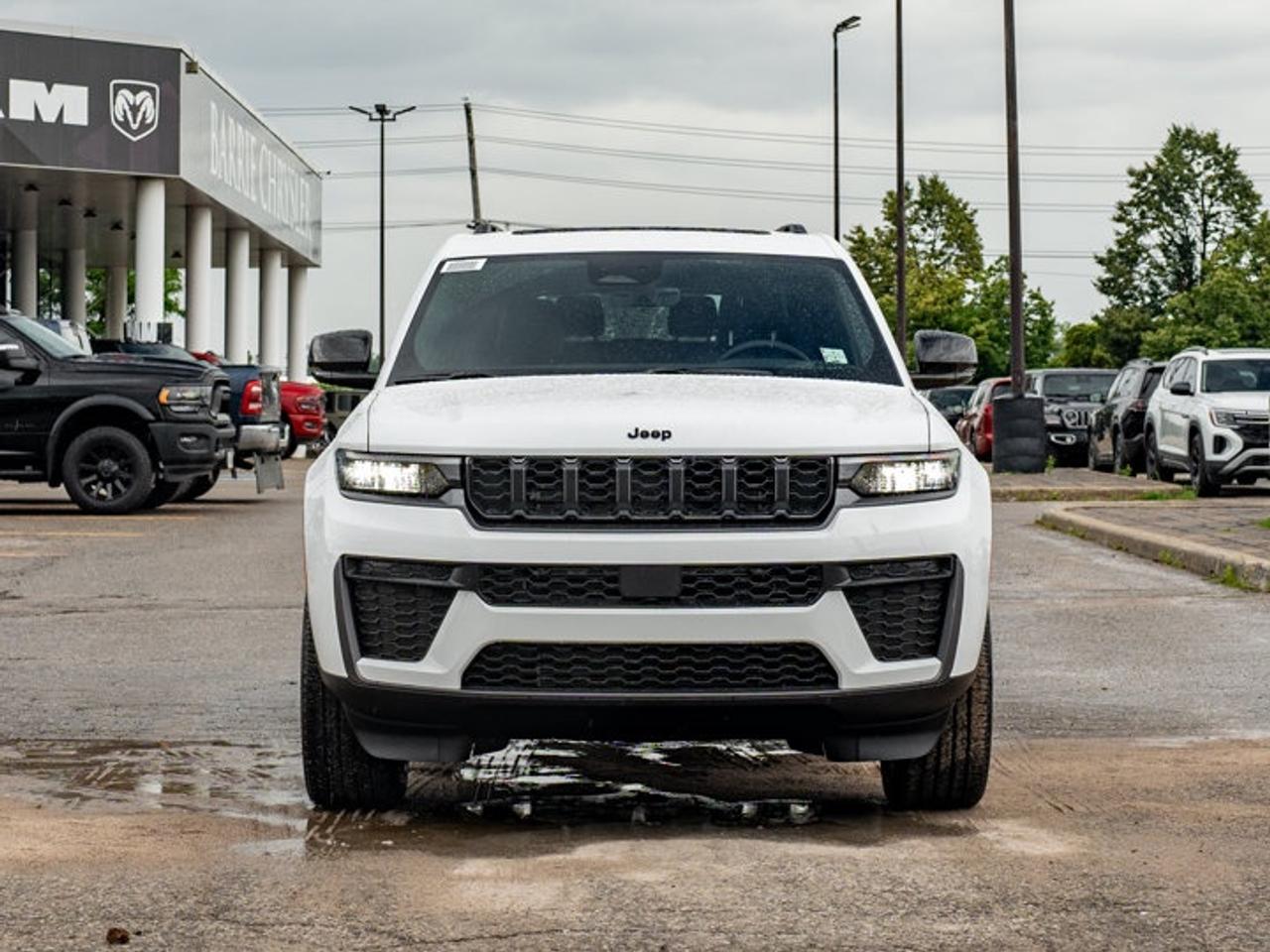 2026 Jeep Grand Cherokee L ALTITUDE Photo