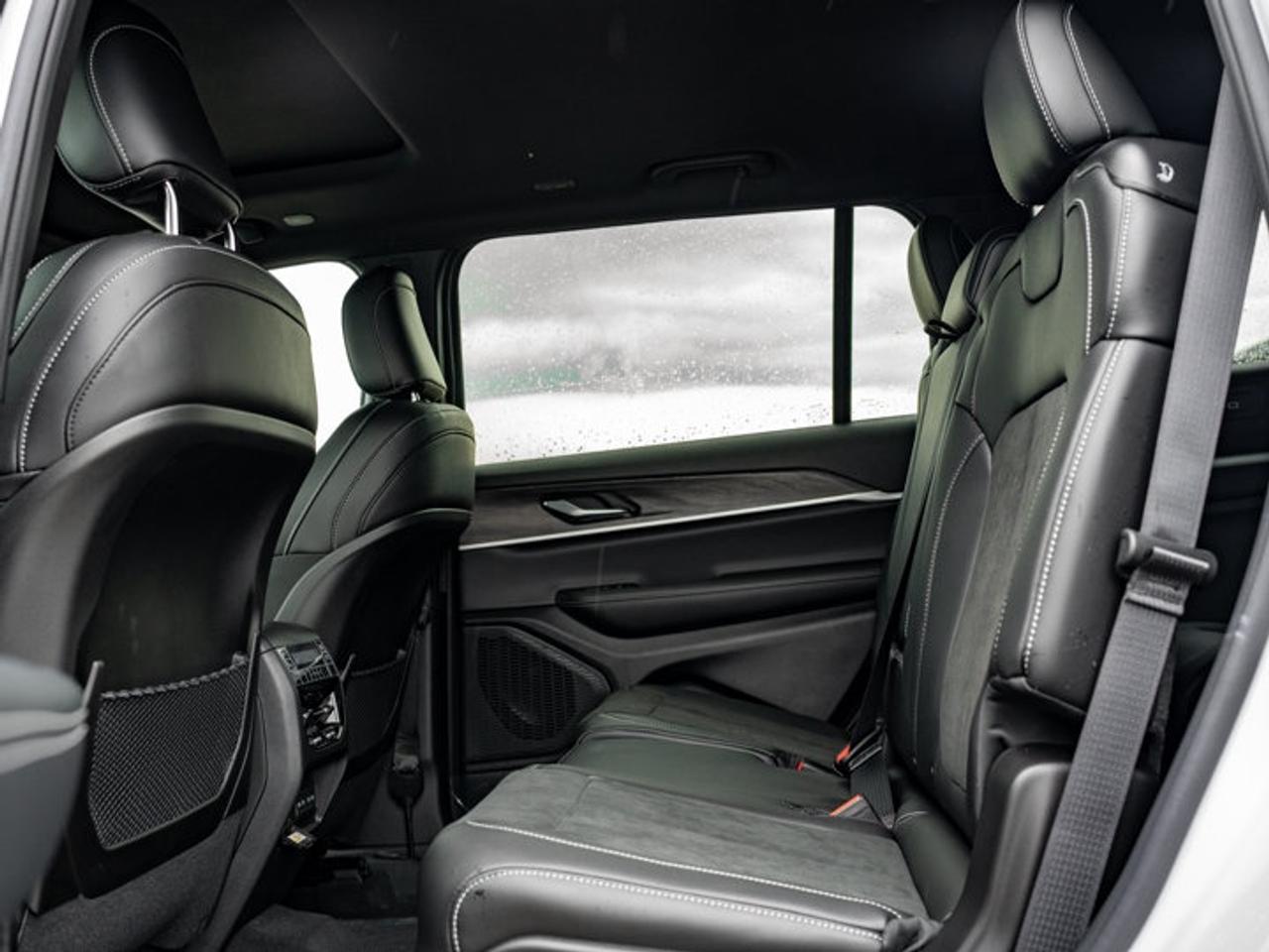 2026 Jeep Grand Cherokee L ALTITUDE Photo
