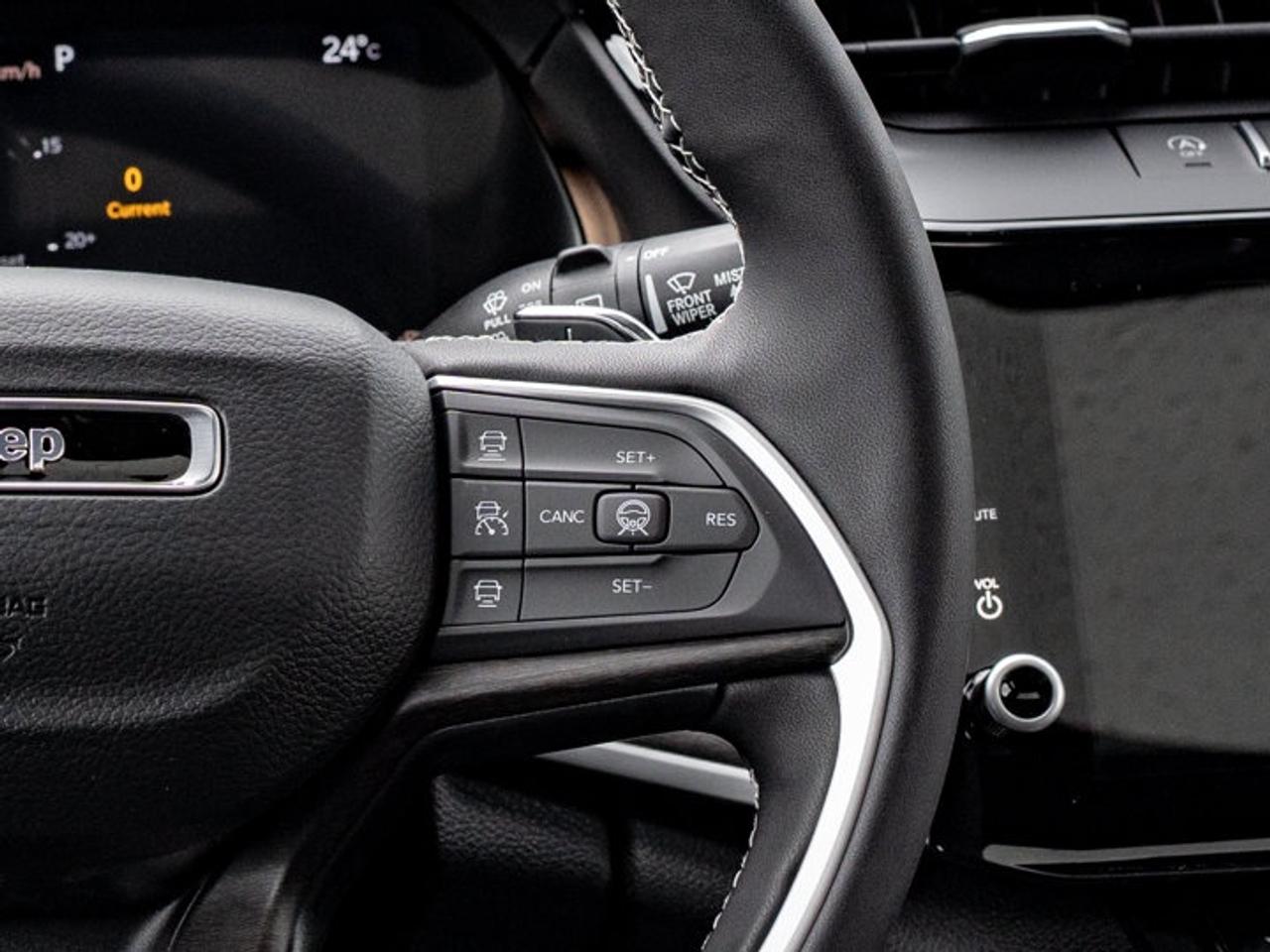 2026 Jeep Grand Cherokee L ALTITUDE Photo