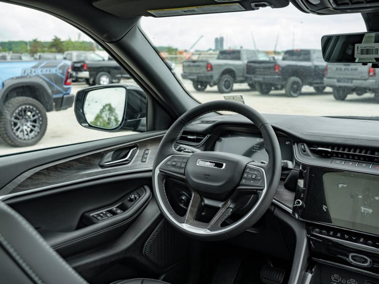 2026 Jeep Grand Cherokee L Limited Photo