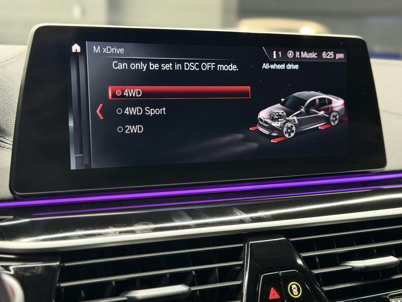 2019 BMW M5 MXDRIVE|NAV|360CAM|HUD|FCW|BSM|LDW|CARBON ROOF| Photo