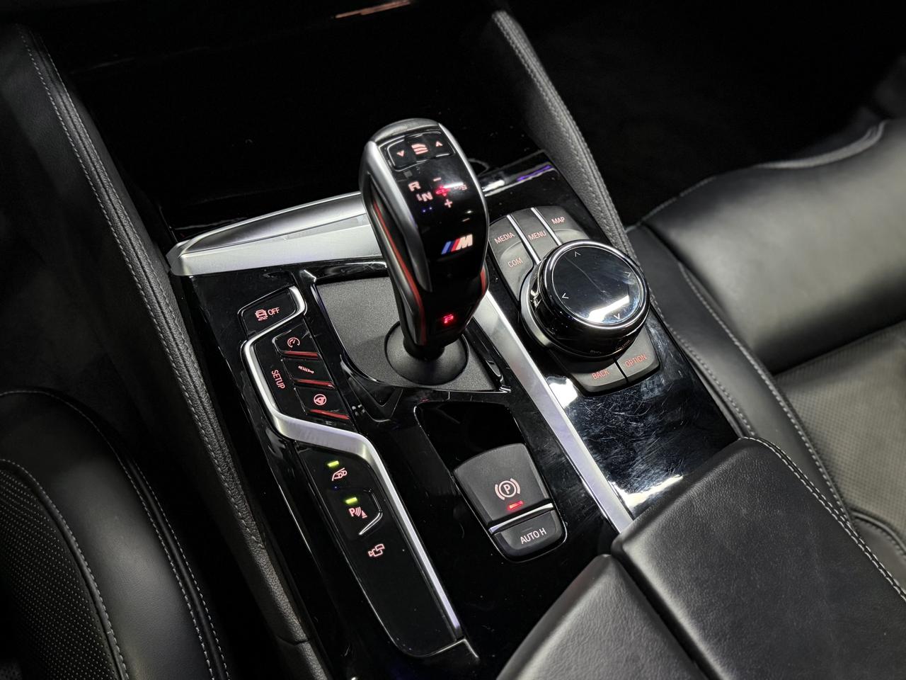 2019 BMW M5 MXDRIVE|NAV|360CAM|HUD|FCW|BSM|LDW|CARBON ROOF| Photo