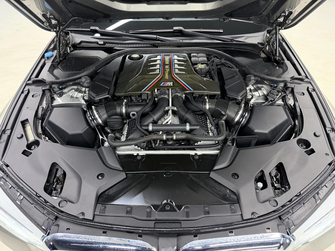 2019 BMW M5 MXDRIVE|NAV|360CAM|HUD|FCW|BSM|LDW|CARBON ROOF| Photo