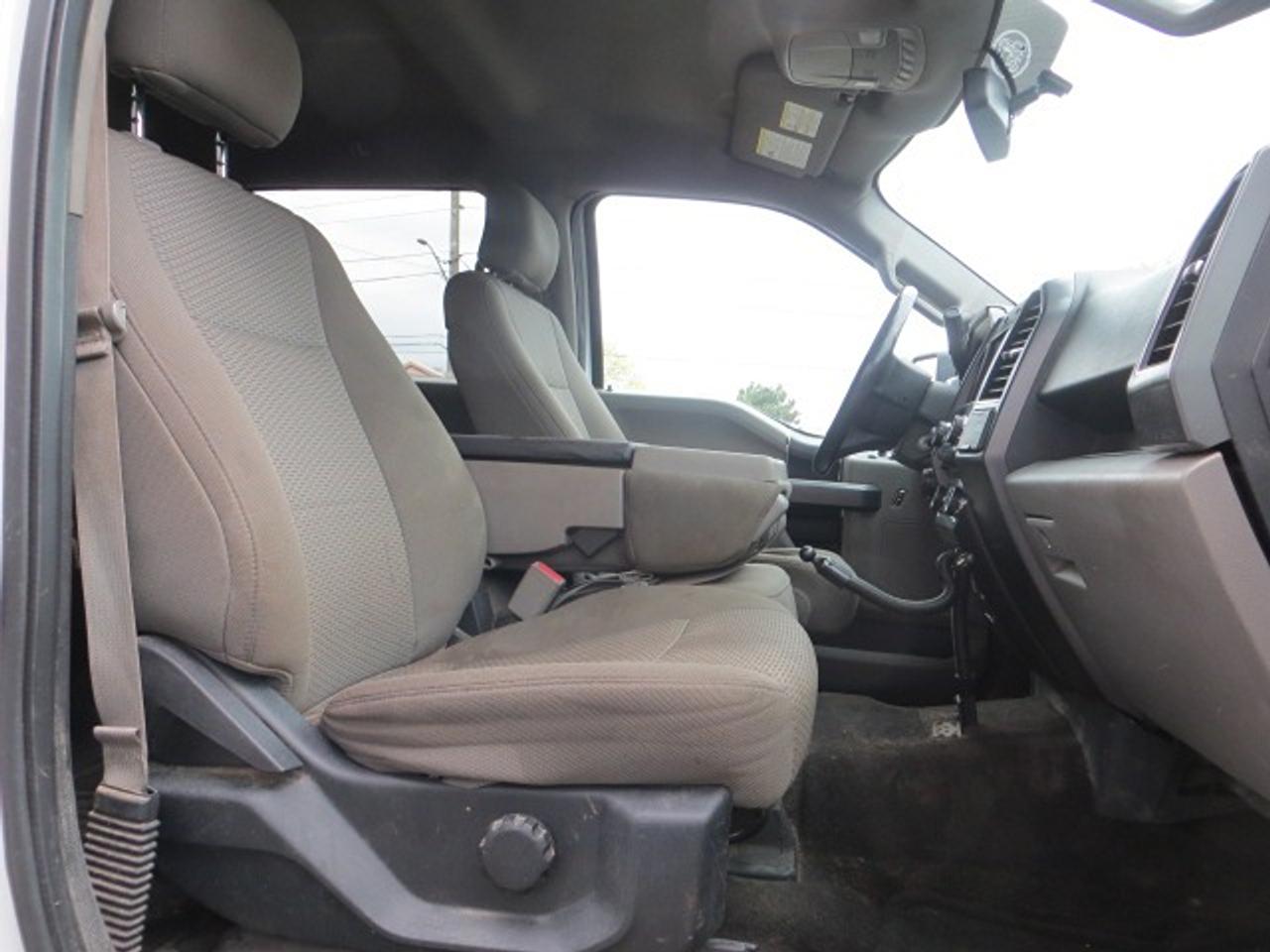 2017 Ford F-150 CERTIFIED, 4X4, 8CYL 5L ENGINE, SUPER CREW Photo