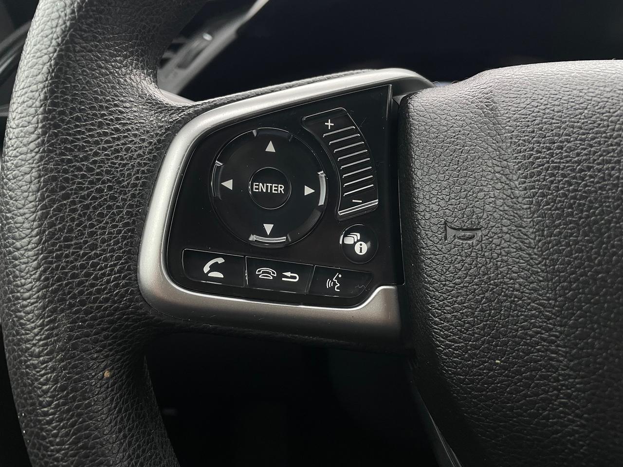 2018 Honda Civic LX *LOW KM, HEATED SEATS, SAFETY FEATURES* Photo