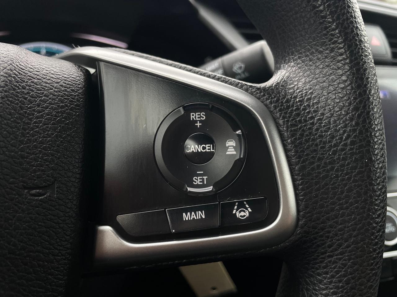 2018 Honda Civic LX *LOW KM, HEATED SEATS, SAFETY FEATURES* Photo