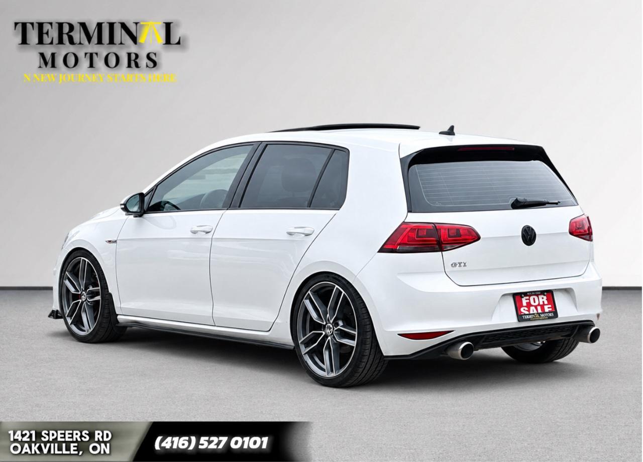 2015 Volkswagen Golf Autobahn Photo