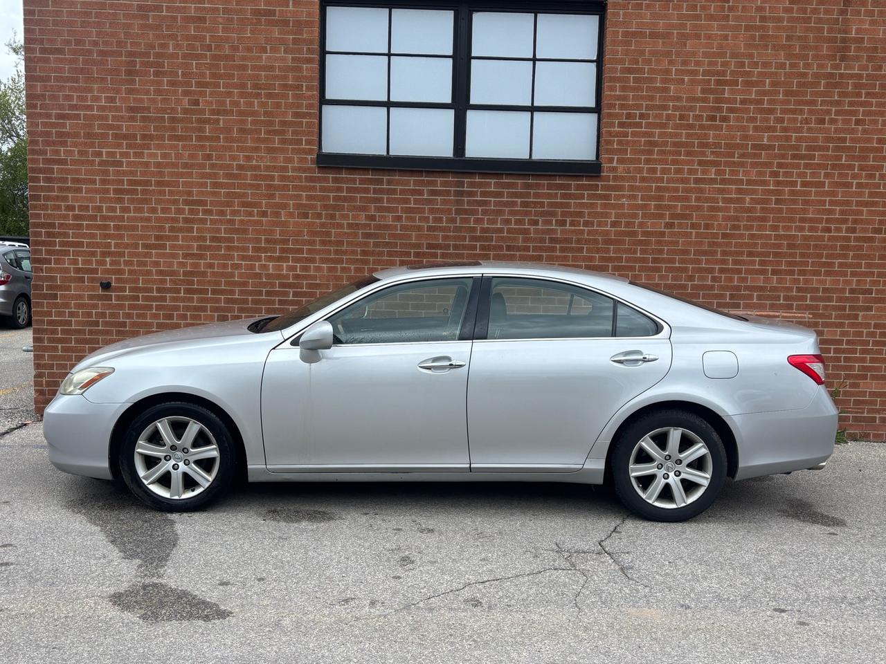 2007 Lexus ES 350 4dr Sdn Photo