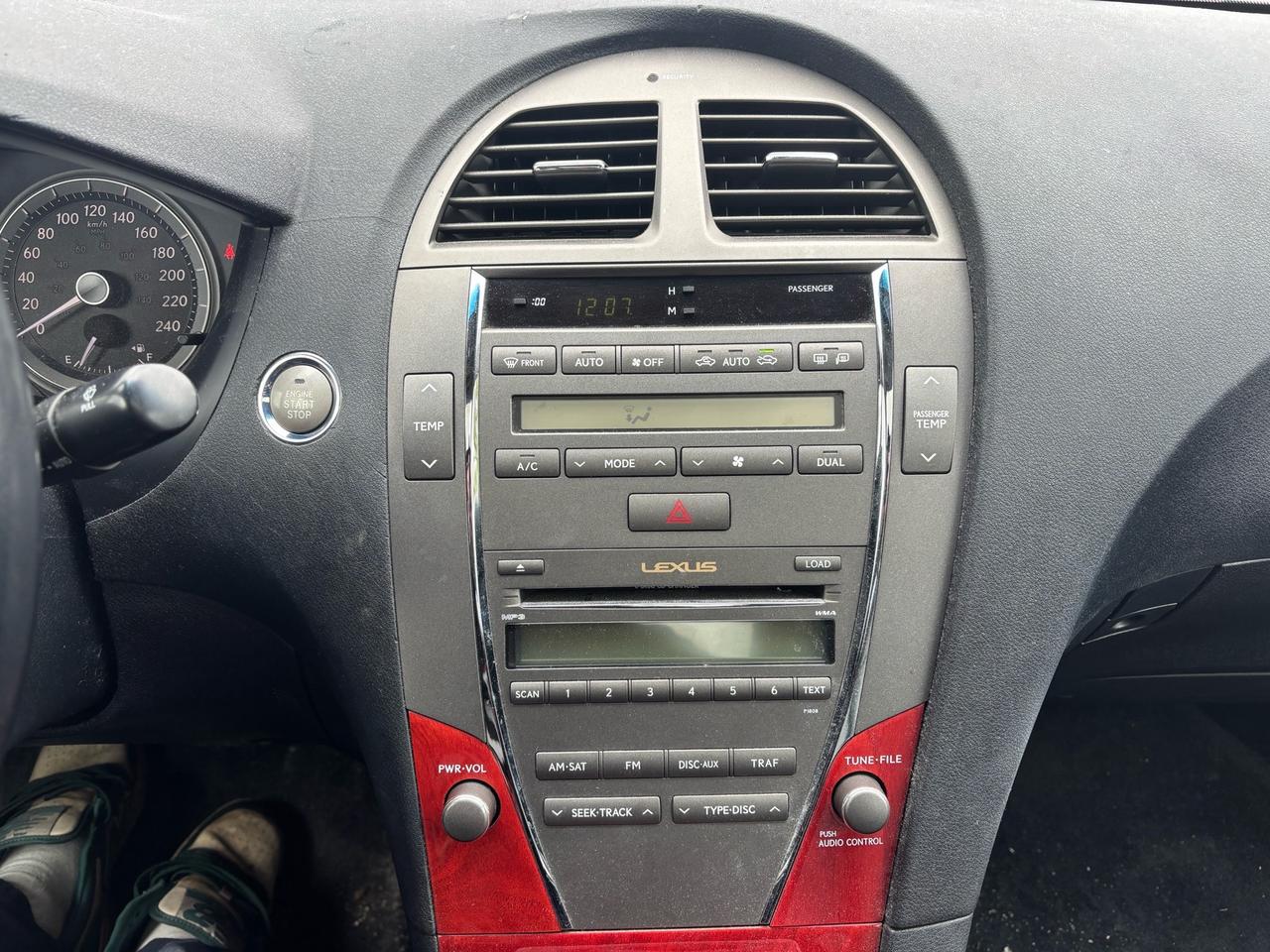 2007 Lexus ES 350 4dr Sdn Photo