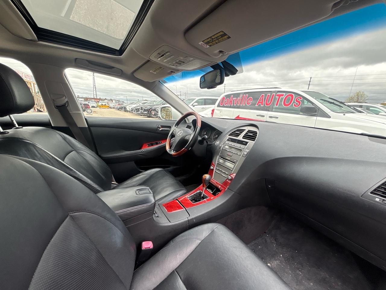 2007 Lexus ES 350 4dr Sdn Photo