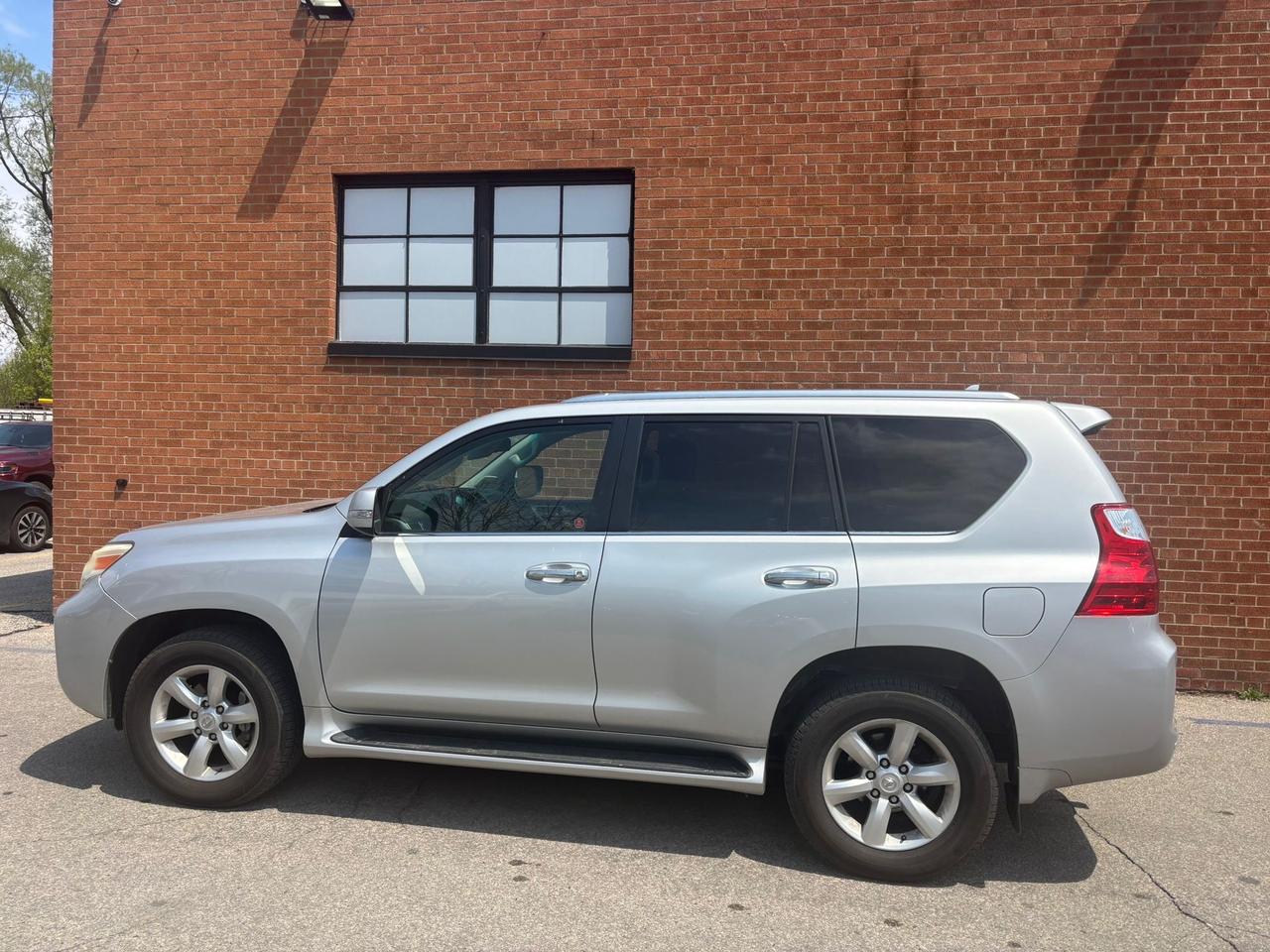 2011 Lexus GX 460 Navigation 4WD 4dr Photo