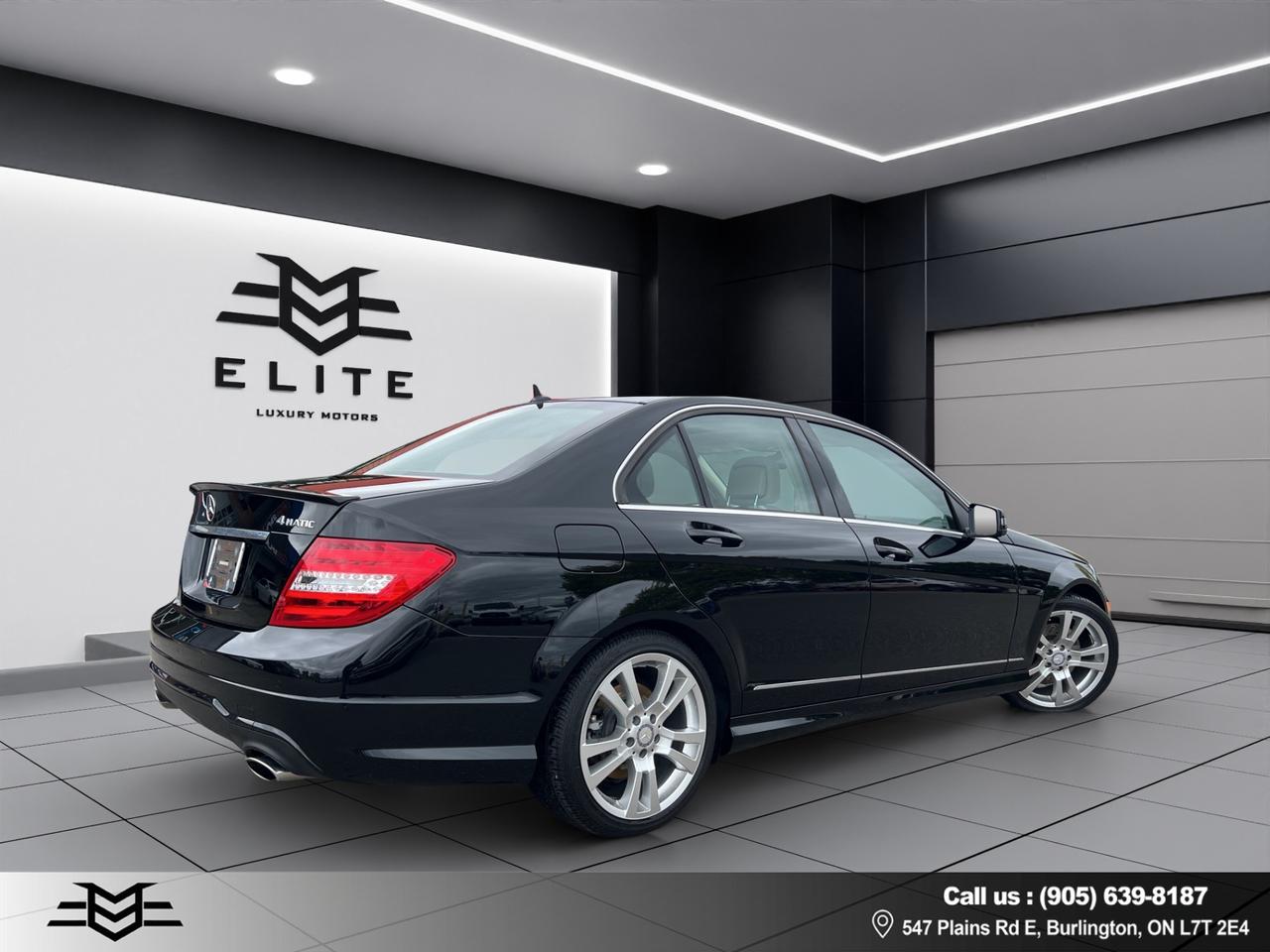 2013 Mercedes-Benz C-Class C 350 4MATIC - LEATHER - SUNROOF - 63,000KMS !! Photo