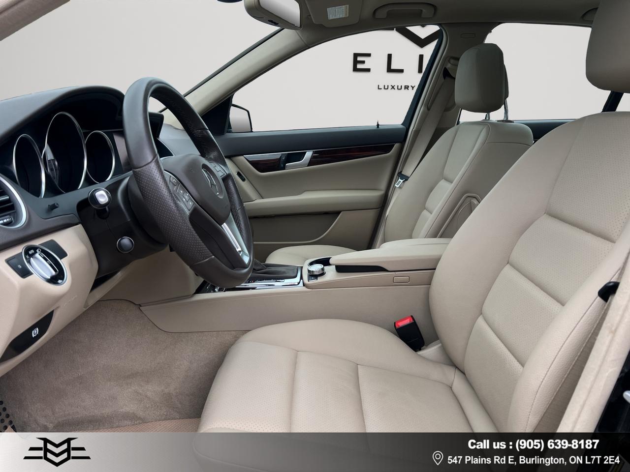 2013 Mercedes-Benz C-Class C 350 4MATIC - LEATHER - SUNROOF - 63,000KMS !! Photo