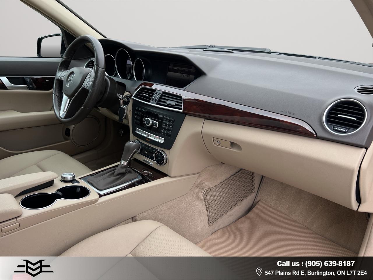 2013 Mercedes-Benz C-Class C 350 4MATIC - LEATHER - SUNROOF - 63,000KMS !! Photo