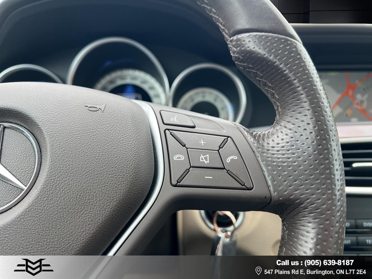 2013 Mercedes-Benz C-Class C 350 4MATIC - LEATHER - SUNROOF - 63,000KMS !! Photo