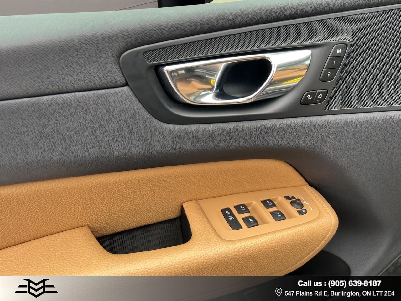 2020 Volvo XC60 T6 AWD Momentum - Navigation - Leather !!! Photo