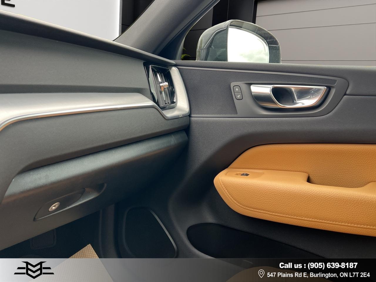2020 Volvo XC60 T6 AWD Momentum - Navigation - Leather !!! Photo
