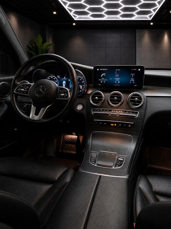 2021 Mercedes-Benz GLC-Class GLC 300 4MATIC SUV Photo