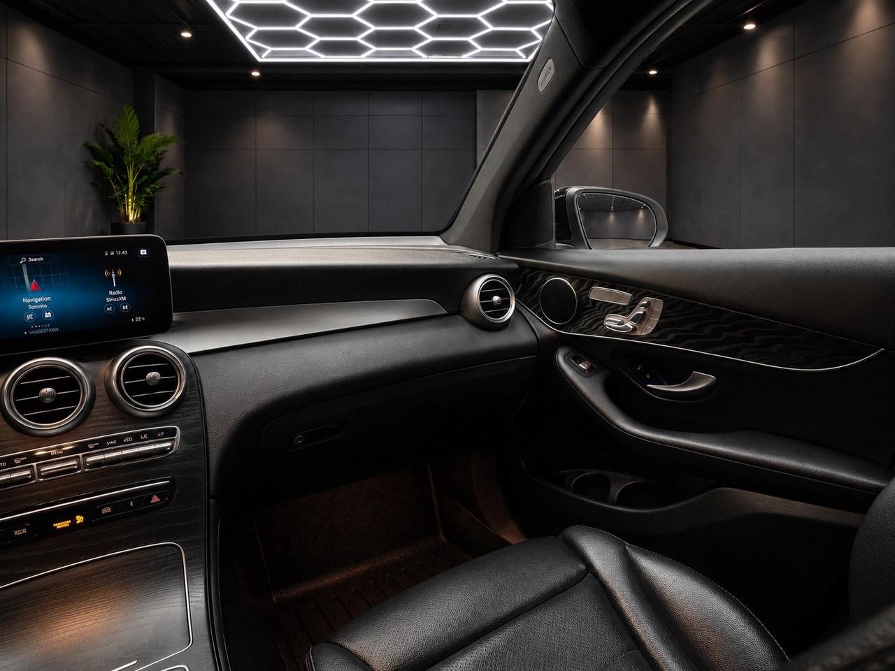2021 Mercedes-Benz GLC-Class GLC 300 4MATIC SUV Photo