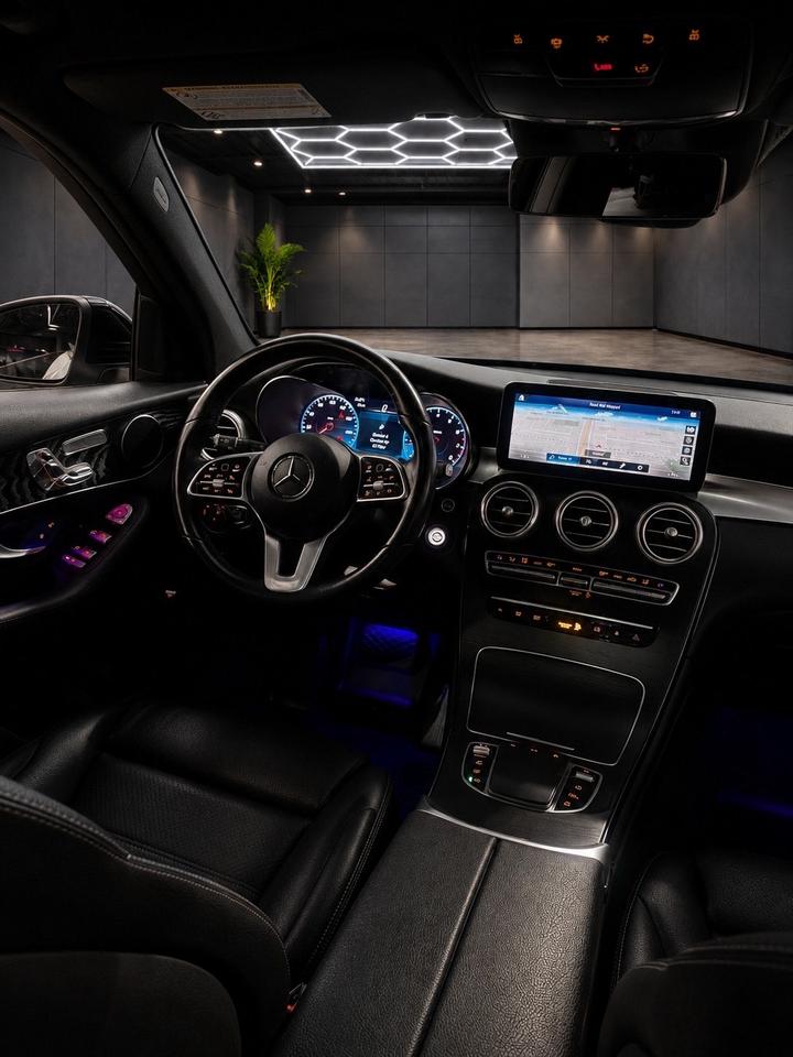 2021 Mercedes-Benz GLC-Class GLC 300 4MATIC SUV Photo