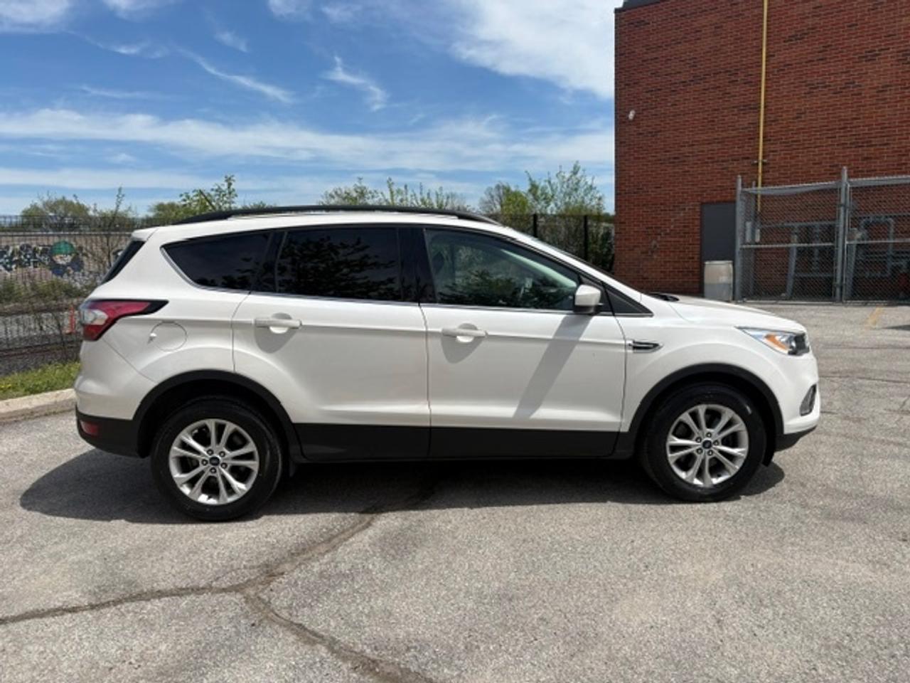 2018 Ford Escape SEL 4WD ONLY 76KM-LEATHER-ROOF-CAMERA-NAVIGATION Photo