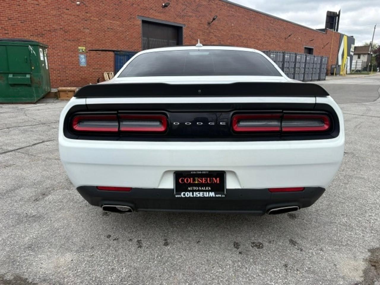 2019 Dodge Challenger SXT PREMIUM-LEATHER-ROOF-CAMERA-NAVIGATION-WE FINANCE Photo