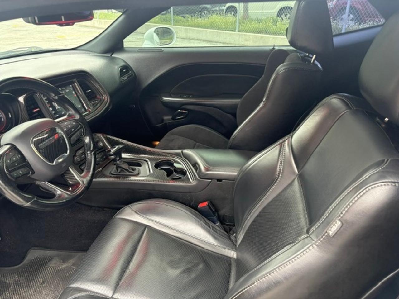 2019 Dodge Challenger SXT PREMIUM-LEATHER-ROOF-CAMERA-NAVIGATION-WE FINANCE Photo