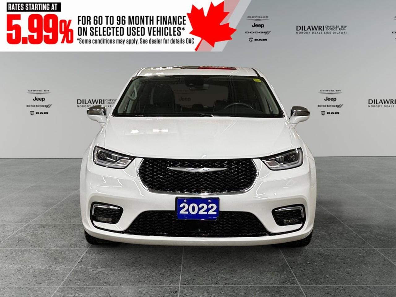 2022 Chrysler Pacifica Hybrid Limited 2WD Photo