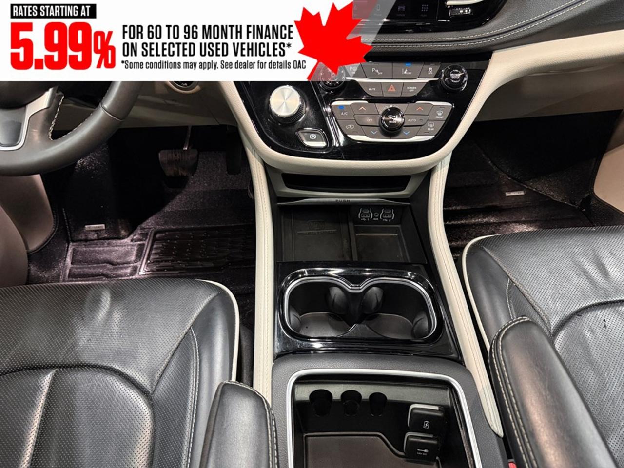 2022 Chrysler Pacifica Hybrid Limited 2WD Photo