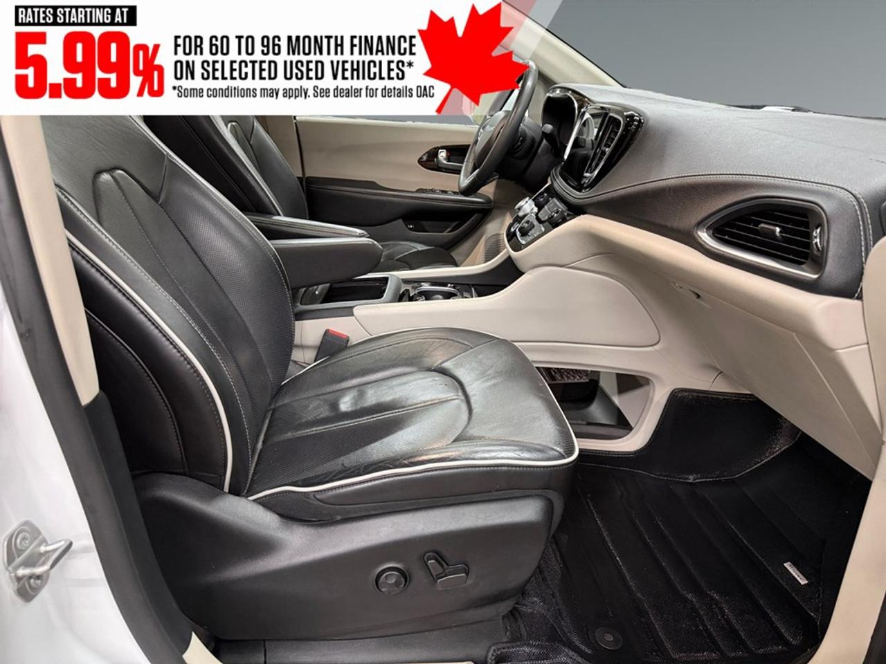 2022 Chrysler Pacifica Hybrid Limited 2WD Photo