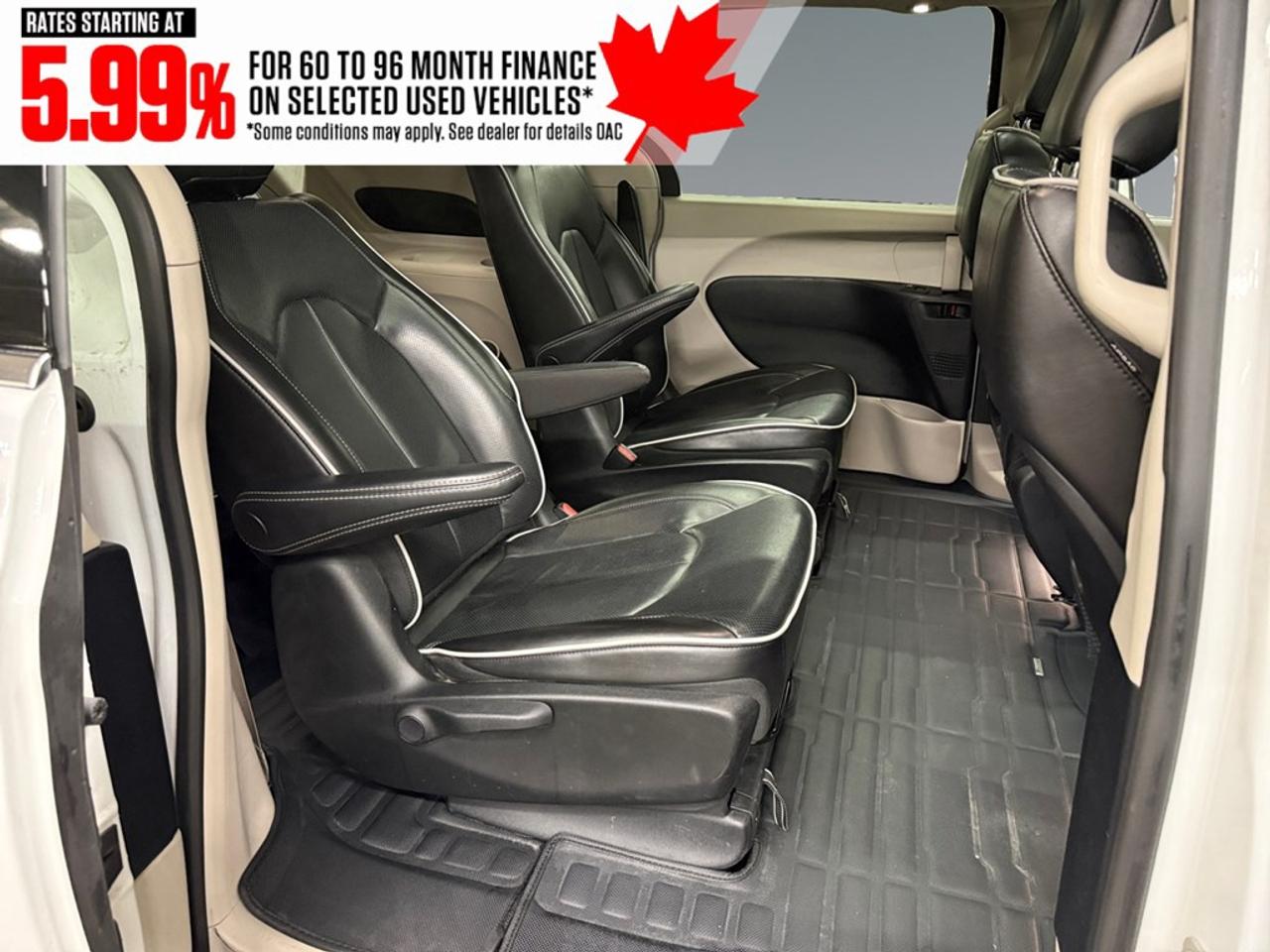 2022 Chrysler Pacifica Hybrid Limited 2WD Photo
