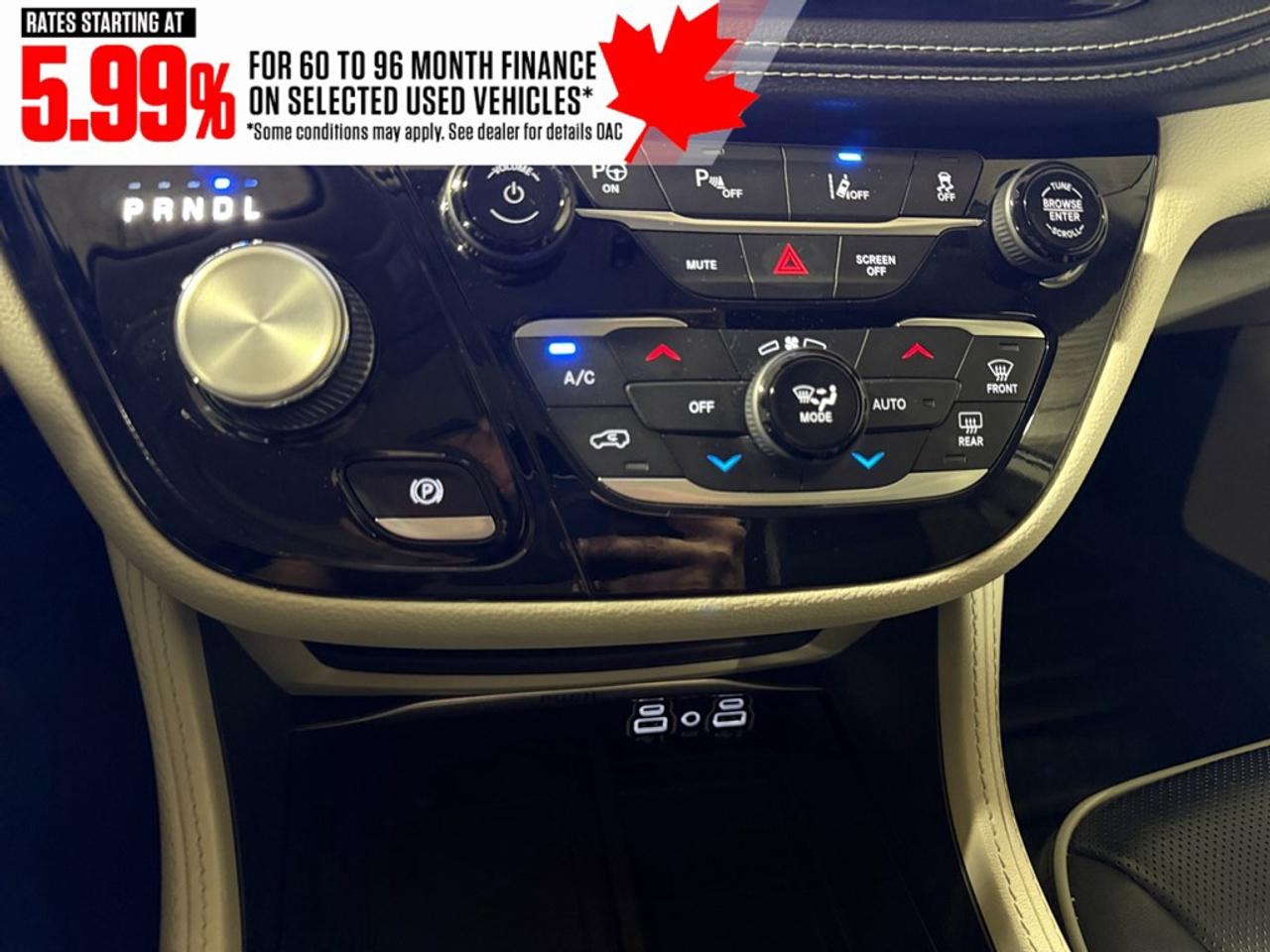 2022 Chrysler Pacifica Hybrid Limited 2WD Photo