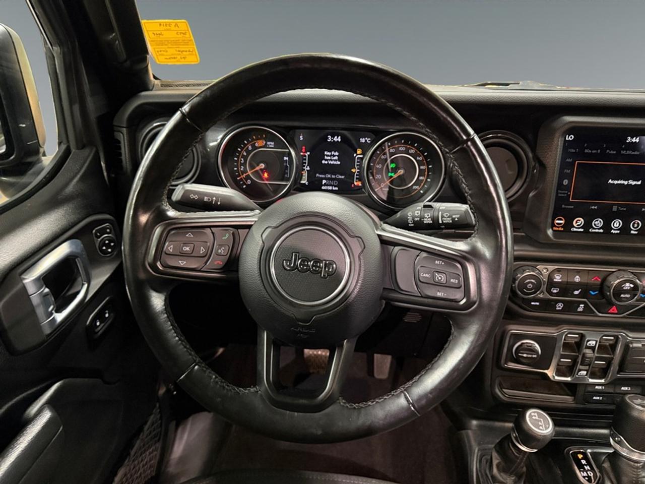 2023 Jeep Wrangler Sport Altitude WITH SOFT TOP ! Photo