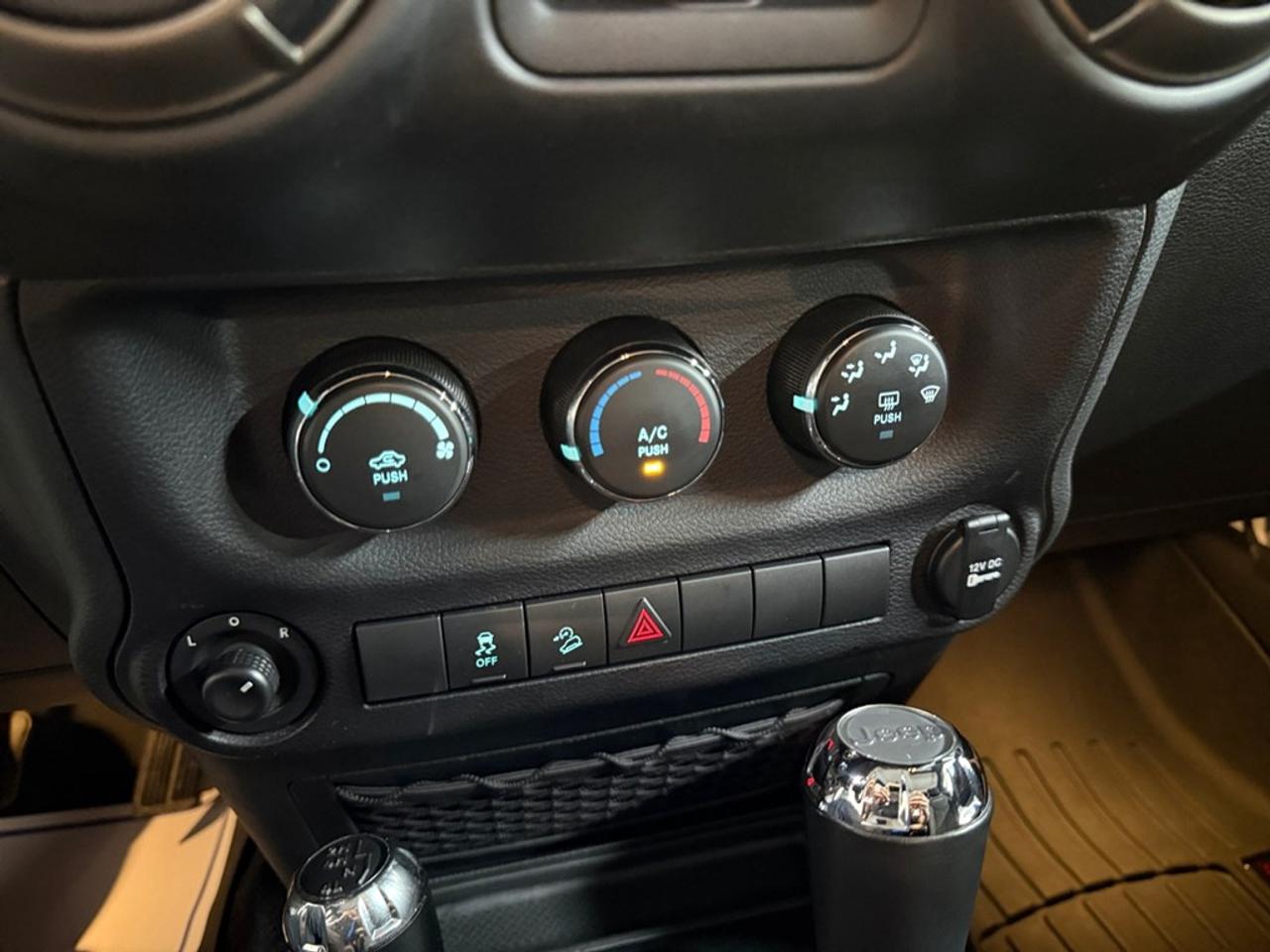 2018 Jeep Wrangler JK Unlimited Golden Eagle 4x4 *Ltd Avail* Photo
