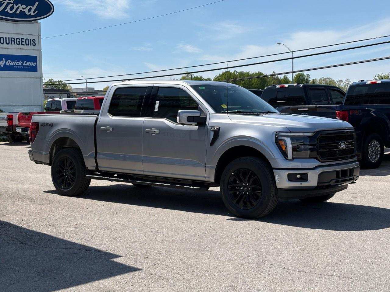 2026 Ford F-150 Lariat 4WD SuperCrew 5.5' Box Photo4