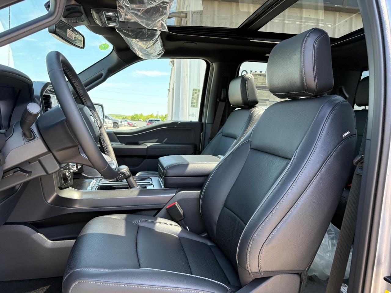 2026 Ford F-150 Lariat 4WD SuperCrew 5.5' Box Photo