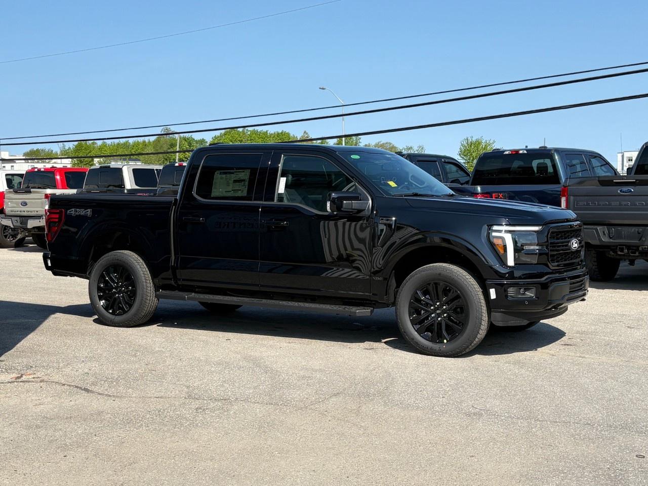 2026 Ford F-150 Lariat 4WD SuperCrew 5.5' Box Photo4