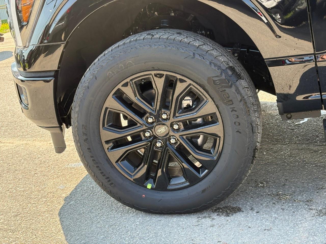 2026 Ford F-150 Lariat 4WD SuperCrew 5.5' Box Photo