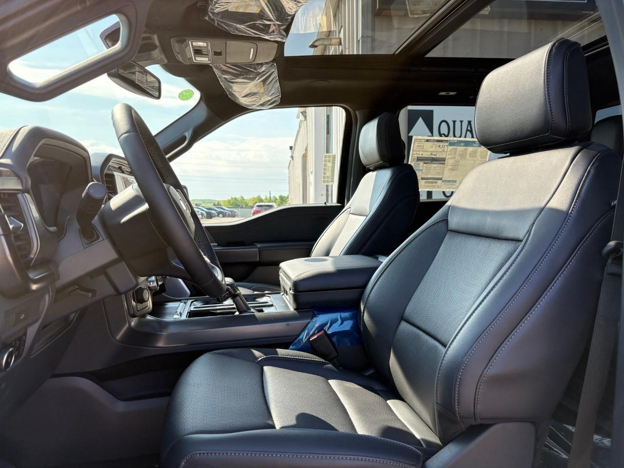 2026 Ford F-150 Lariat 4WD SuperCrew 5.5' Box Photo