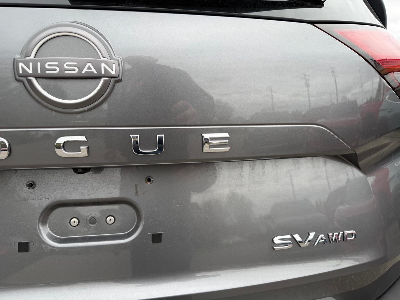 2023 Nissan Rogue SV Moonroof Panoramic Roof! AutoStart! Photo